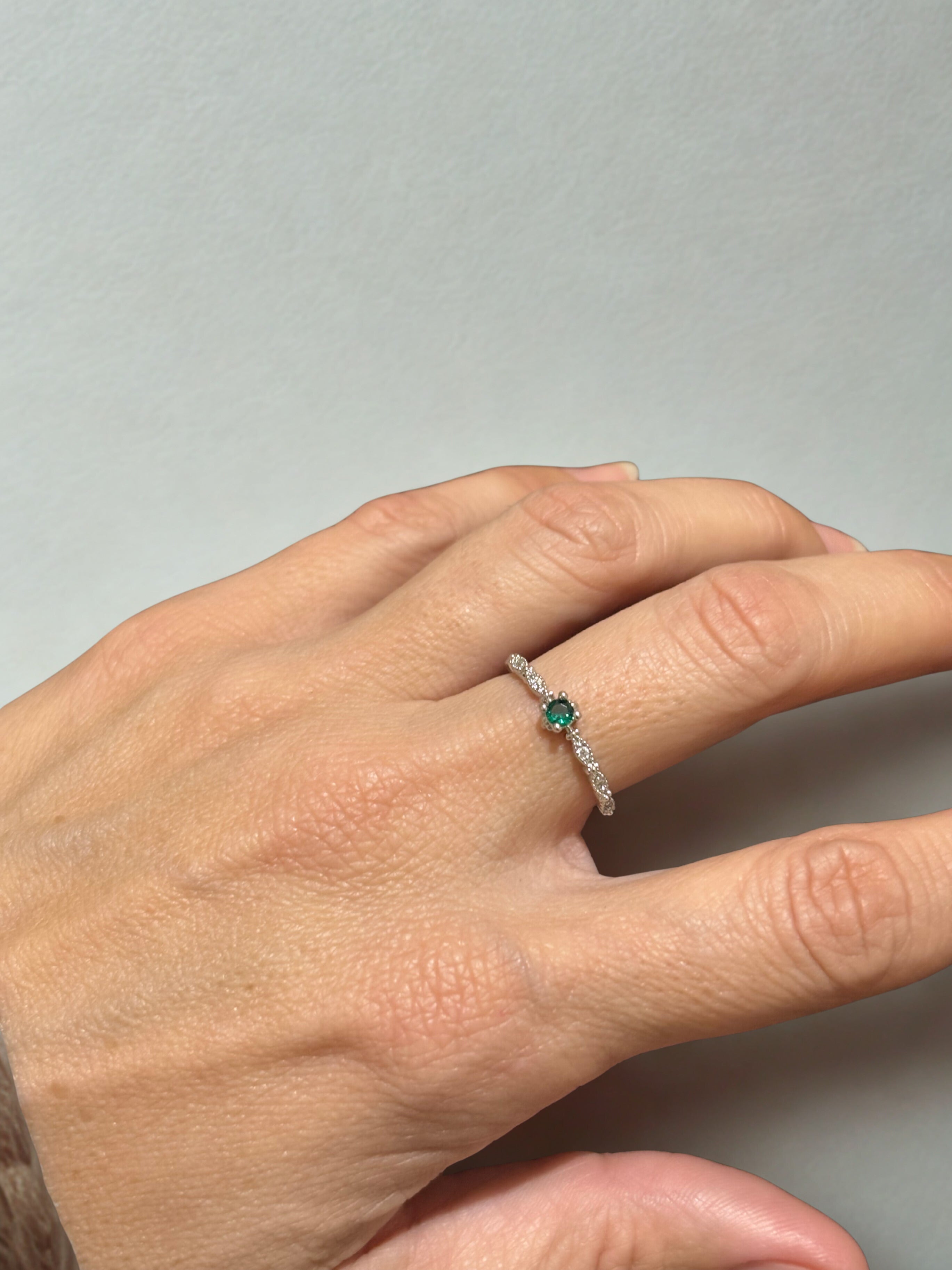 Anillo Moissanita Verde