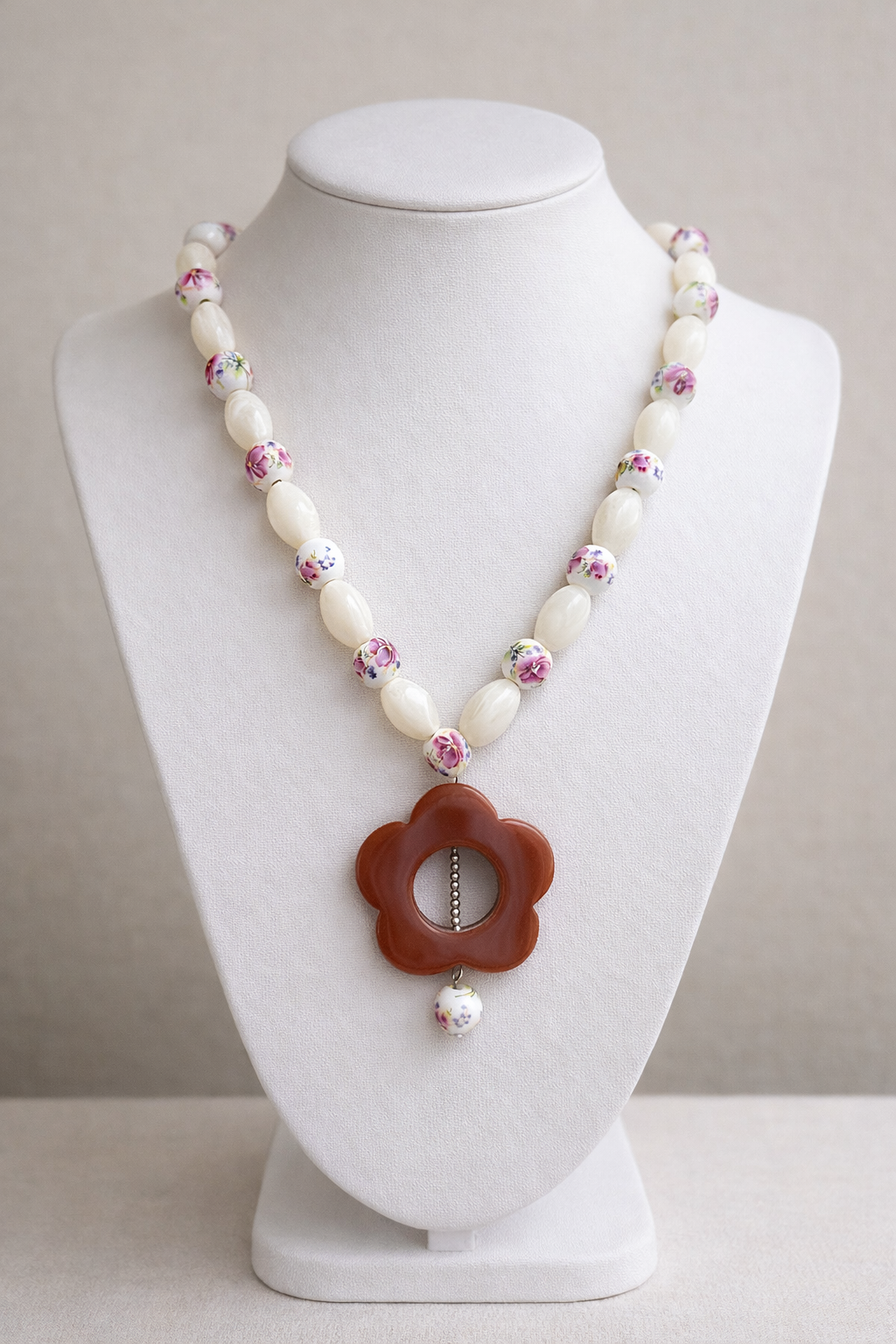 Collar Granadina